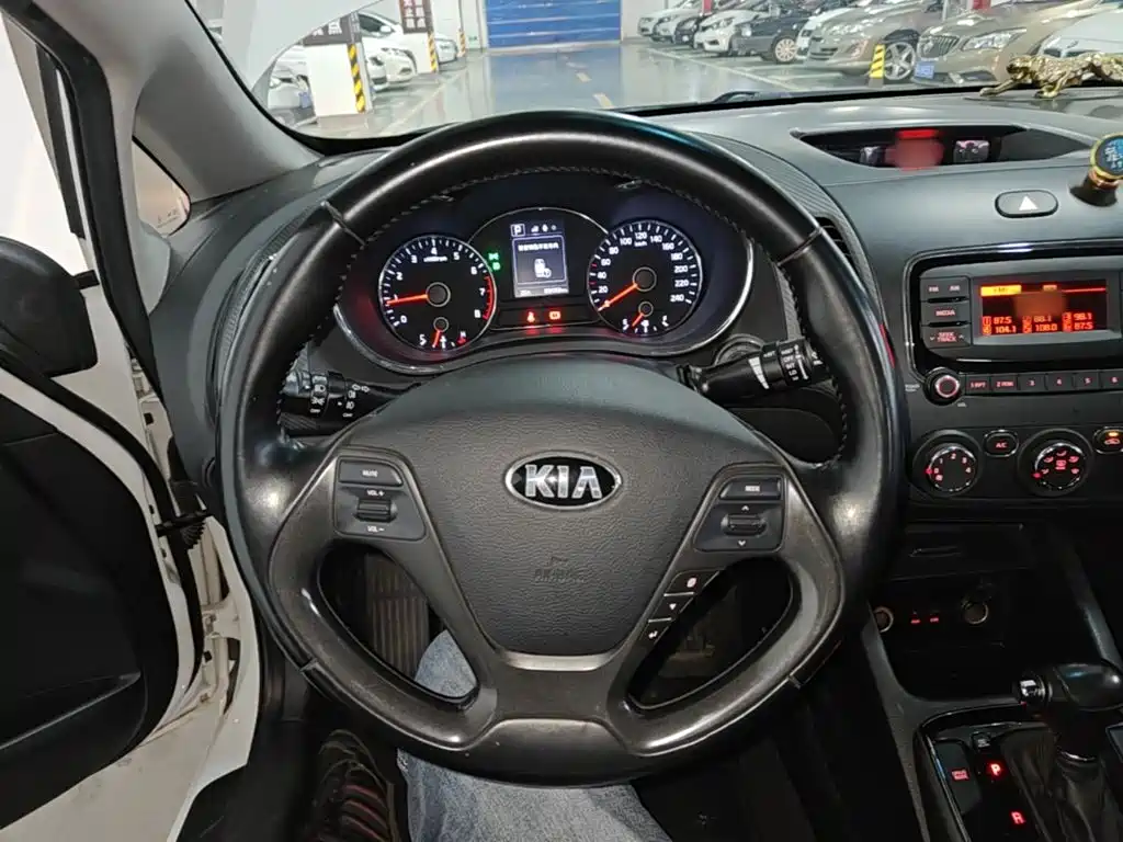 Kia K3 — миниатюра 11