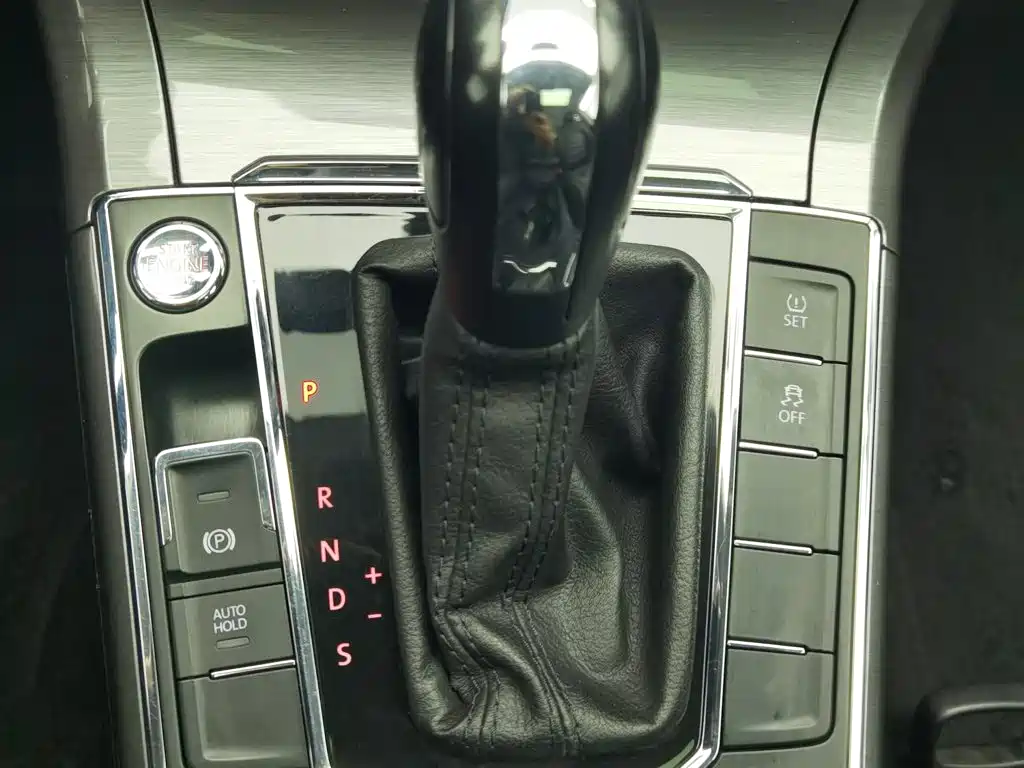 Volkswagen Passat — миниатюра 14