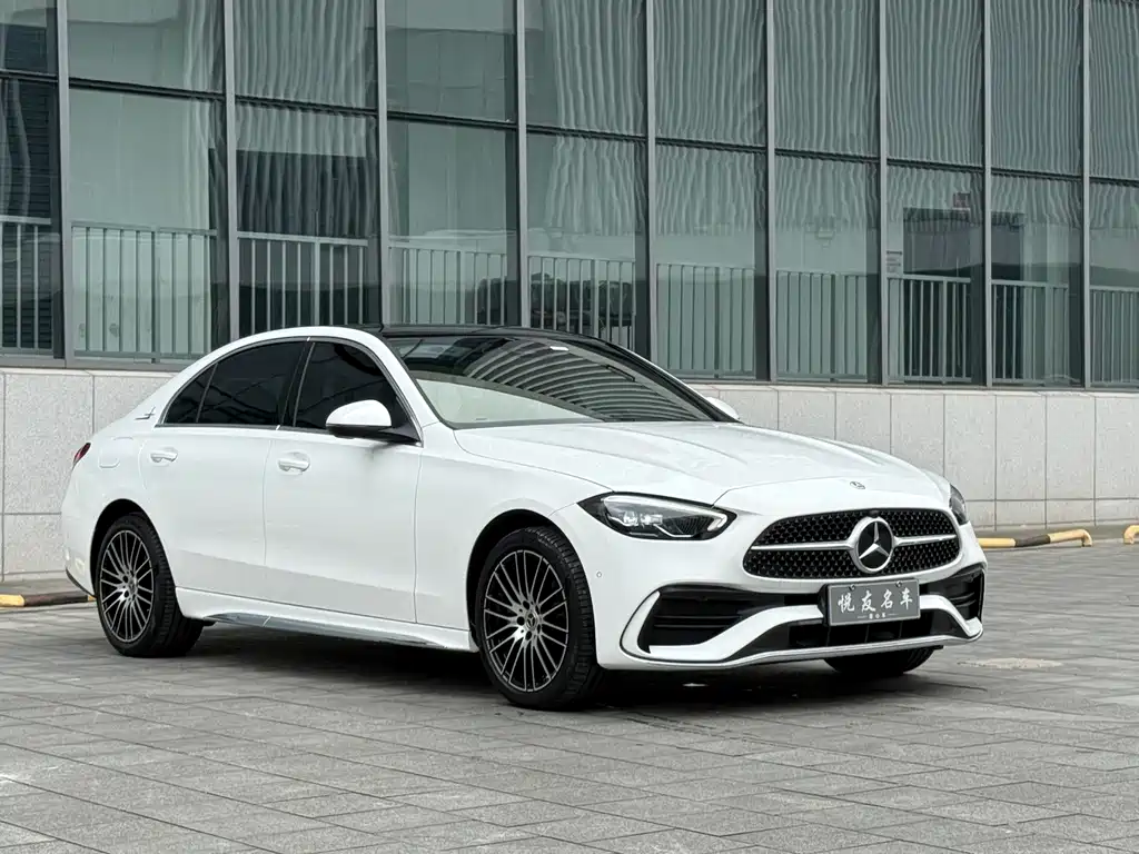 Mercedes-Benz C-Class — миниатюра 3