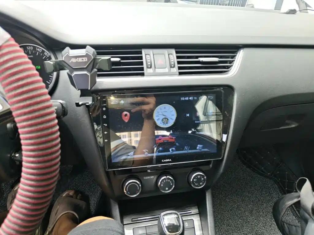 Skoda Octavia — миниатюра 13