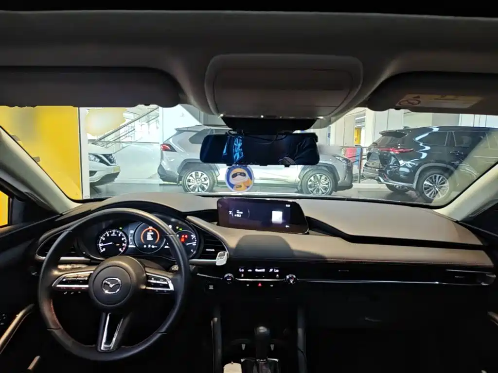 Mazda 3 Axela — миниатюра 10