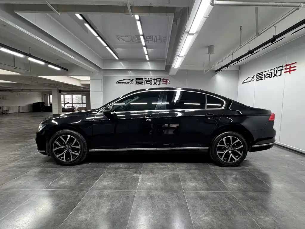 Volkswagen Magotan — миниатюра 4