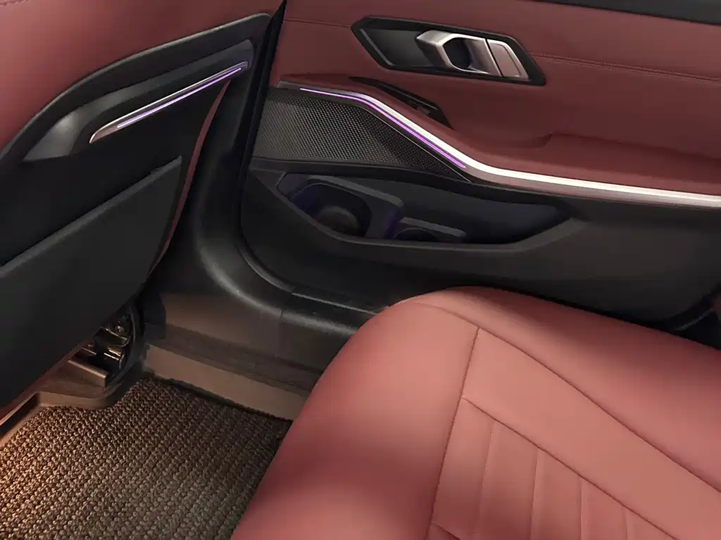 BMW 3 Series — миниатюра 13