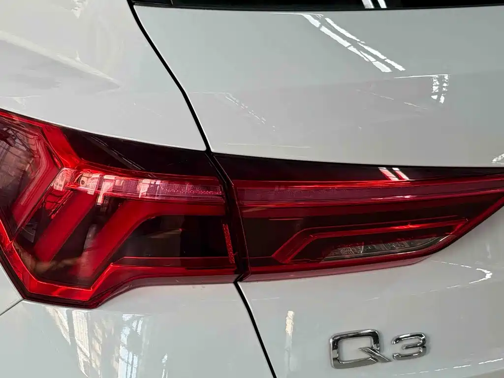 Audi Q3 — миниатюра 11