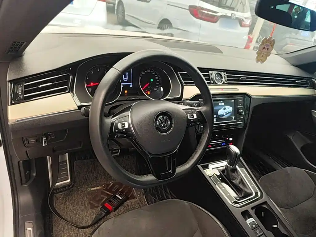 Volkswagen CC — миниатюра 10