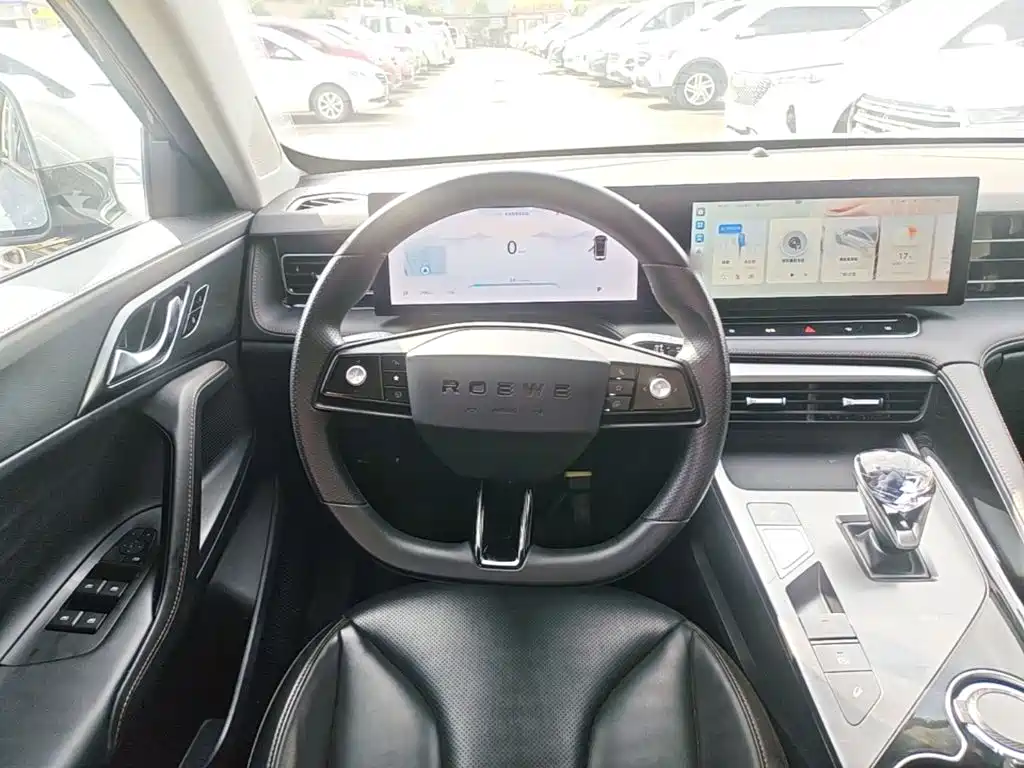 Roewe RX5 — миниатюра 11