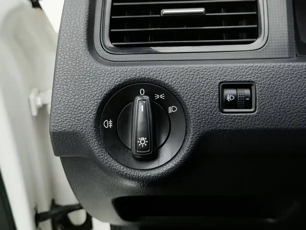Volkswagen Santana — миниатюра 21