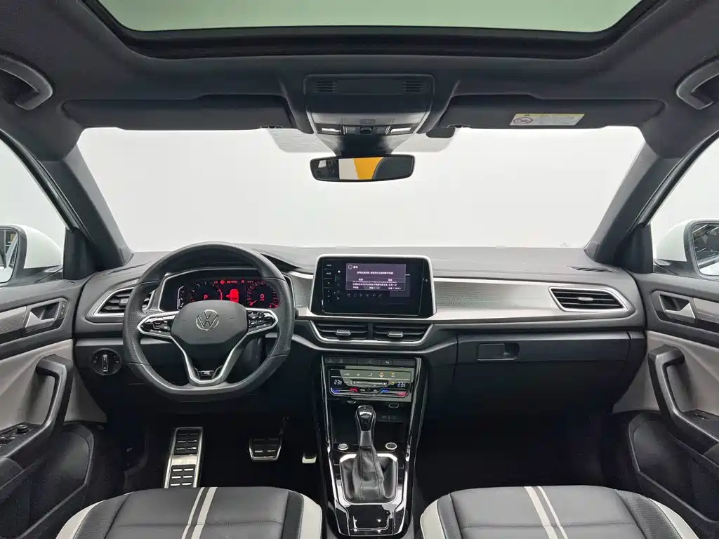 Volkswagen T-Roc — миниатюра 22