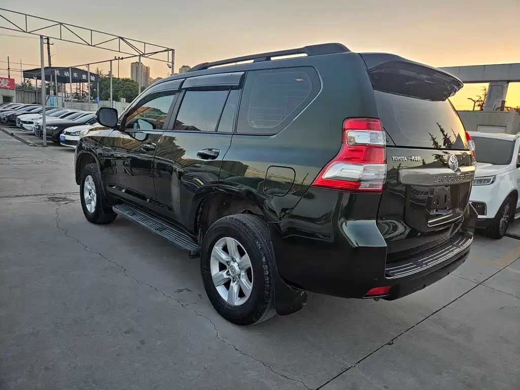 Toyota Prado — миниатюра 5
