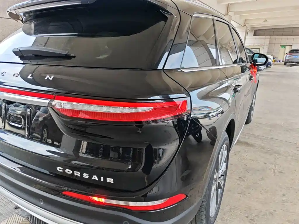 Lincoln Corsair — миниатюра 8