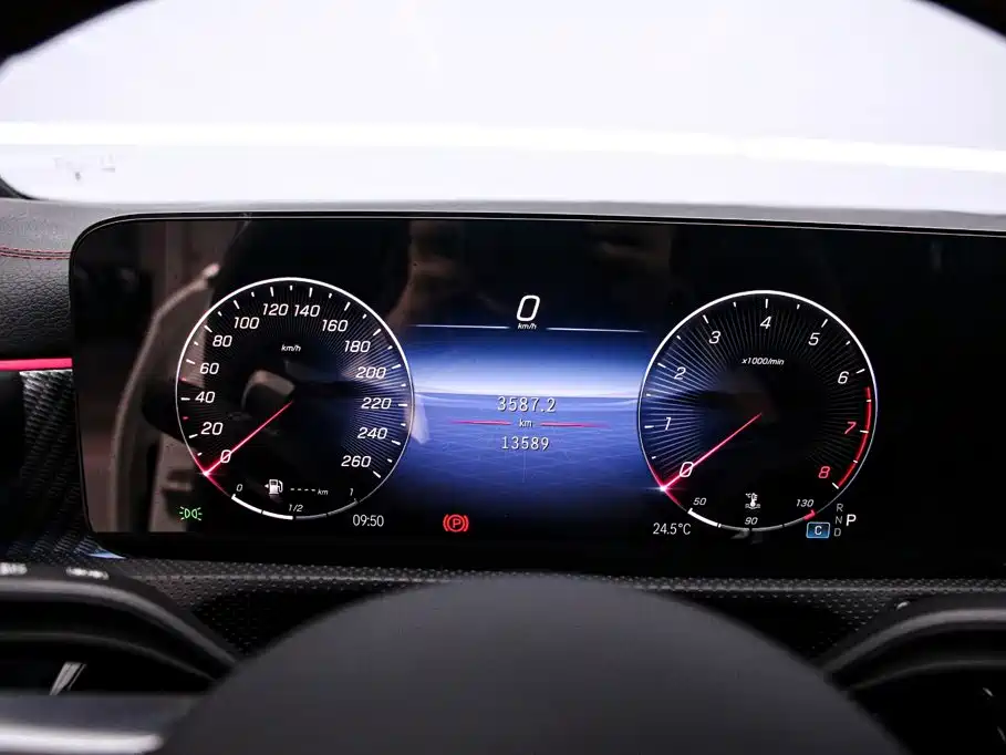 Mercedes-Benz A-Class — миниатюра 6