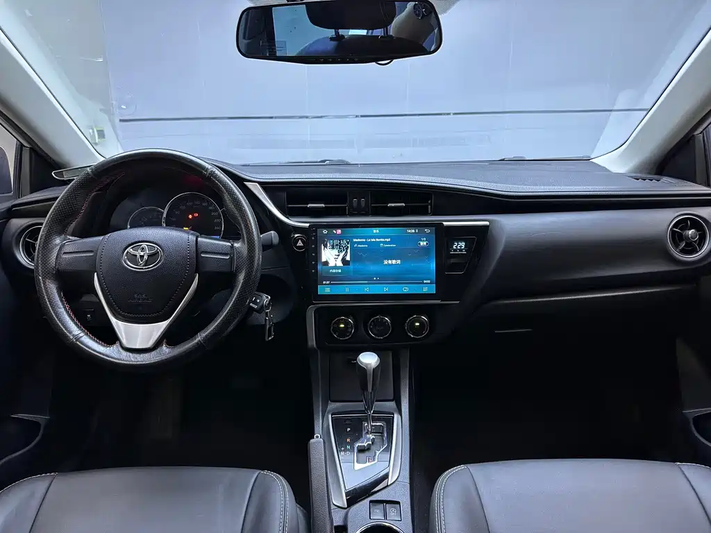 Toyota Corolla — миниатюра 7