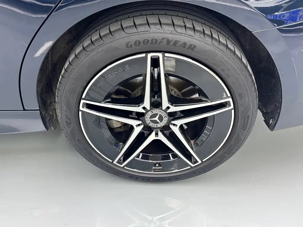 Mercedes-Benz C-Class — миниатюра 15