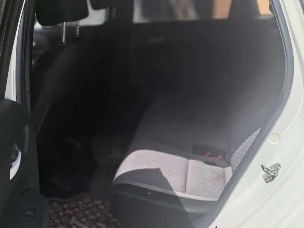 Honda Fit — миниатюра 7