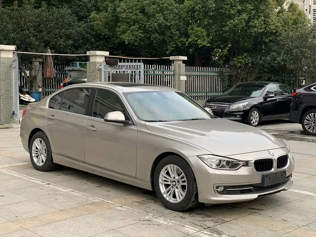 BMW 3 Series — миниатюра 2