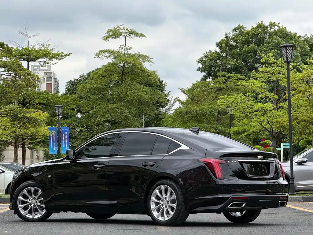 Cadillac CT5 — миниатюра 3