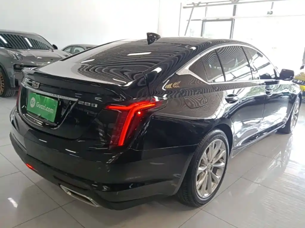 Cadillac CT5 — миниатюра 7