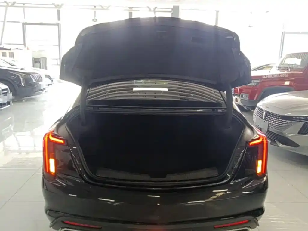 Cadillac CT5 — миниатюра 19