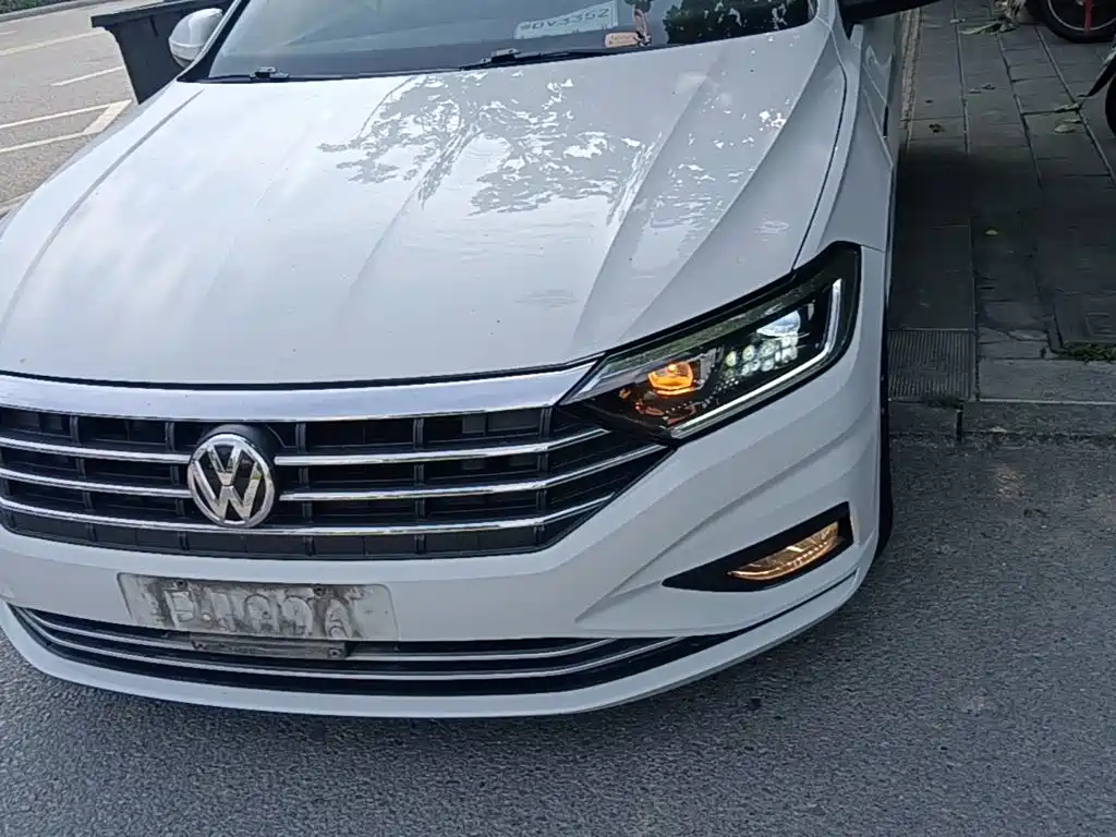 Volkswagen Sagitar — миниатюра 24