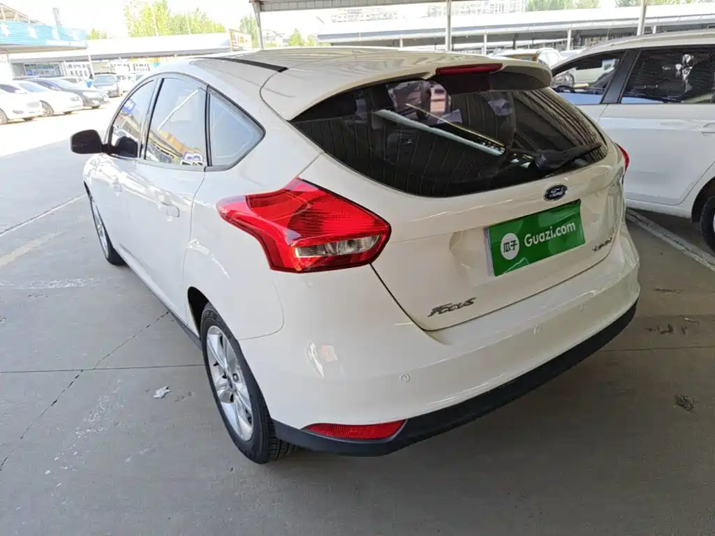 Ford Focus — миниатюра 5