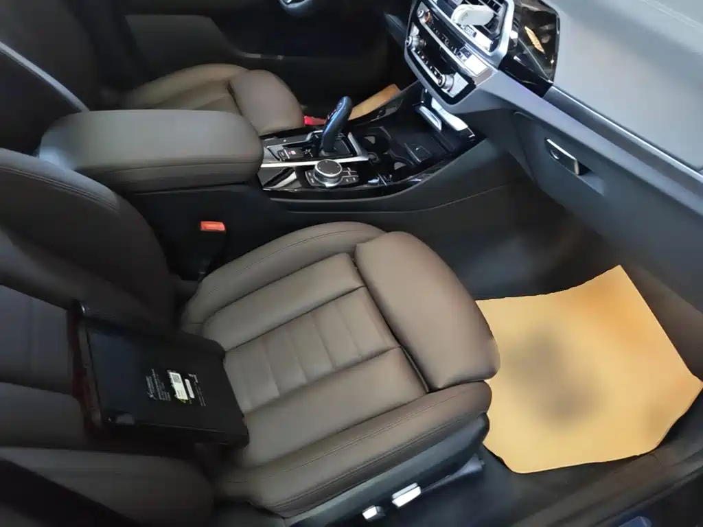 BMW iX3 — миниатюра 25