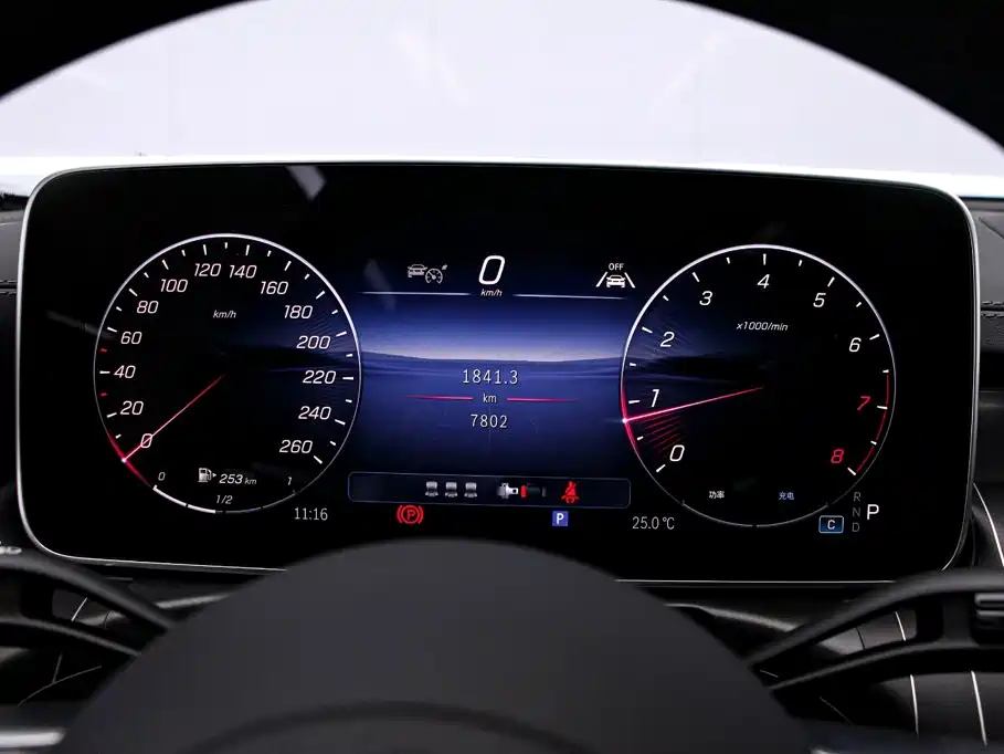 Mercedes-Benz C-Class — миниатюра 6