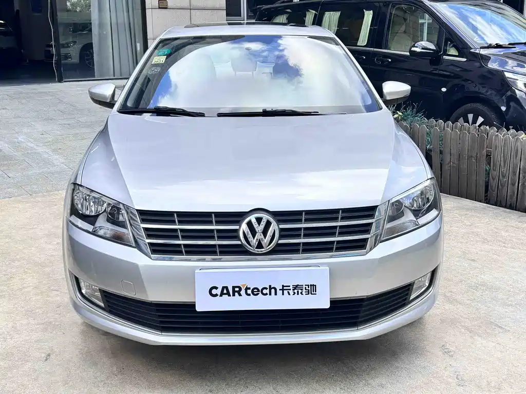 Volkswagen Lavida — миниатюра 2