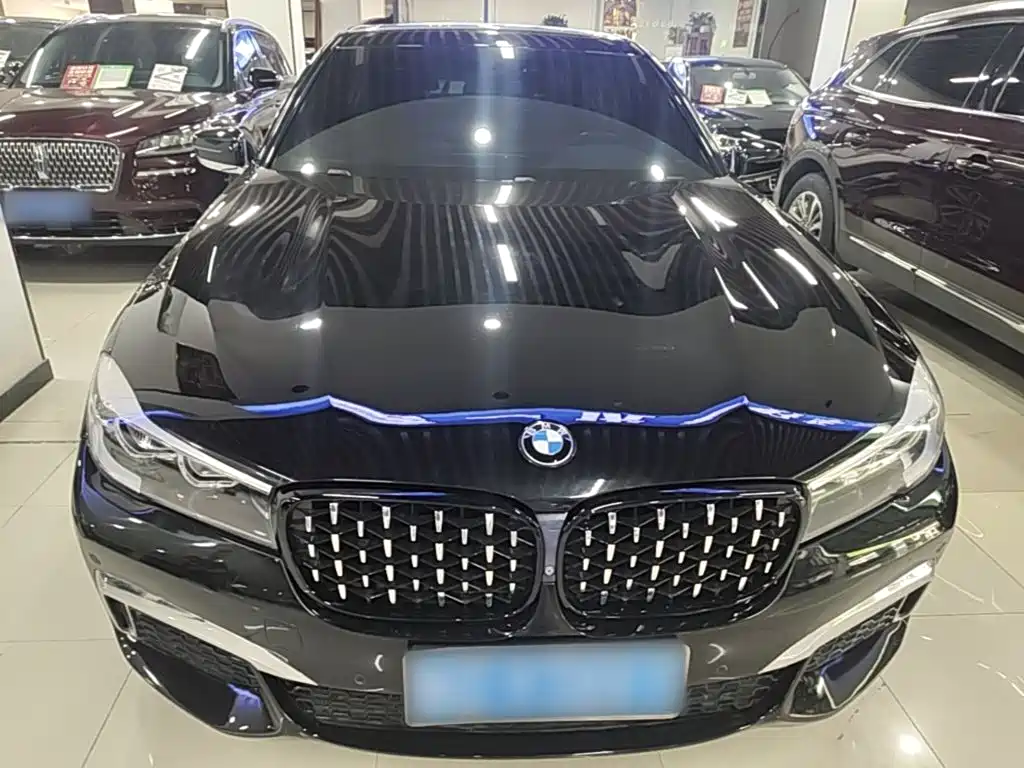 BMW 7 Series — миниатюра 3