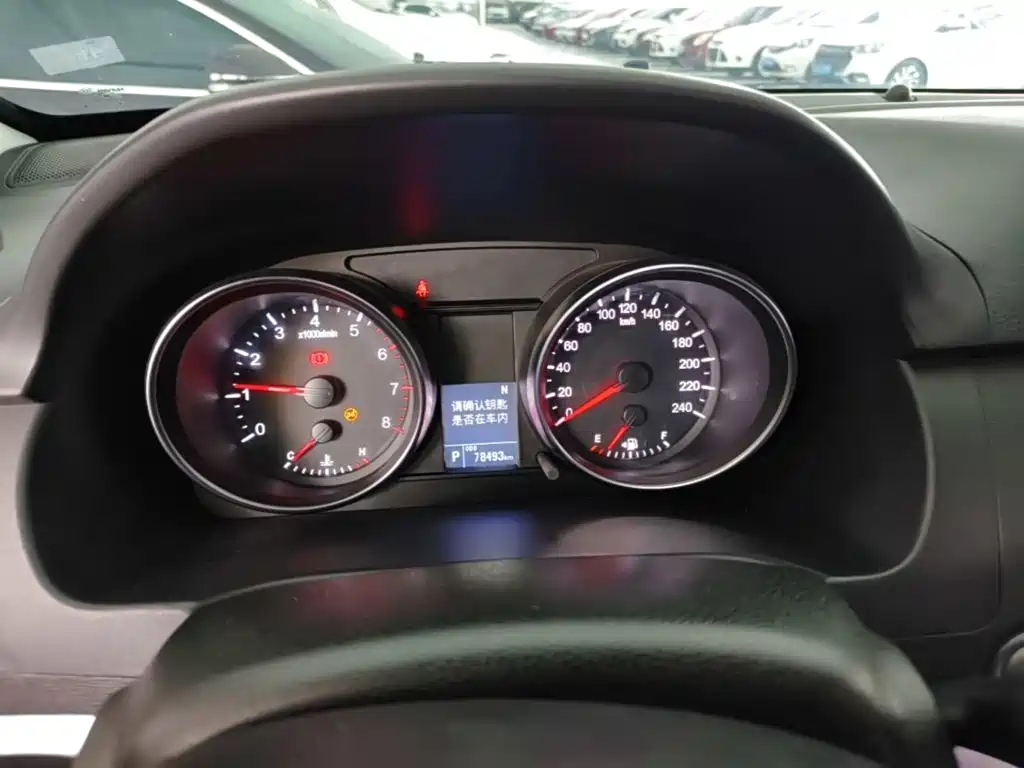 Haval M6 — миниатюра 12