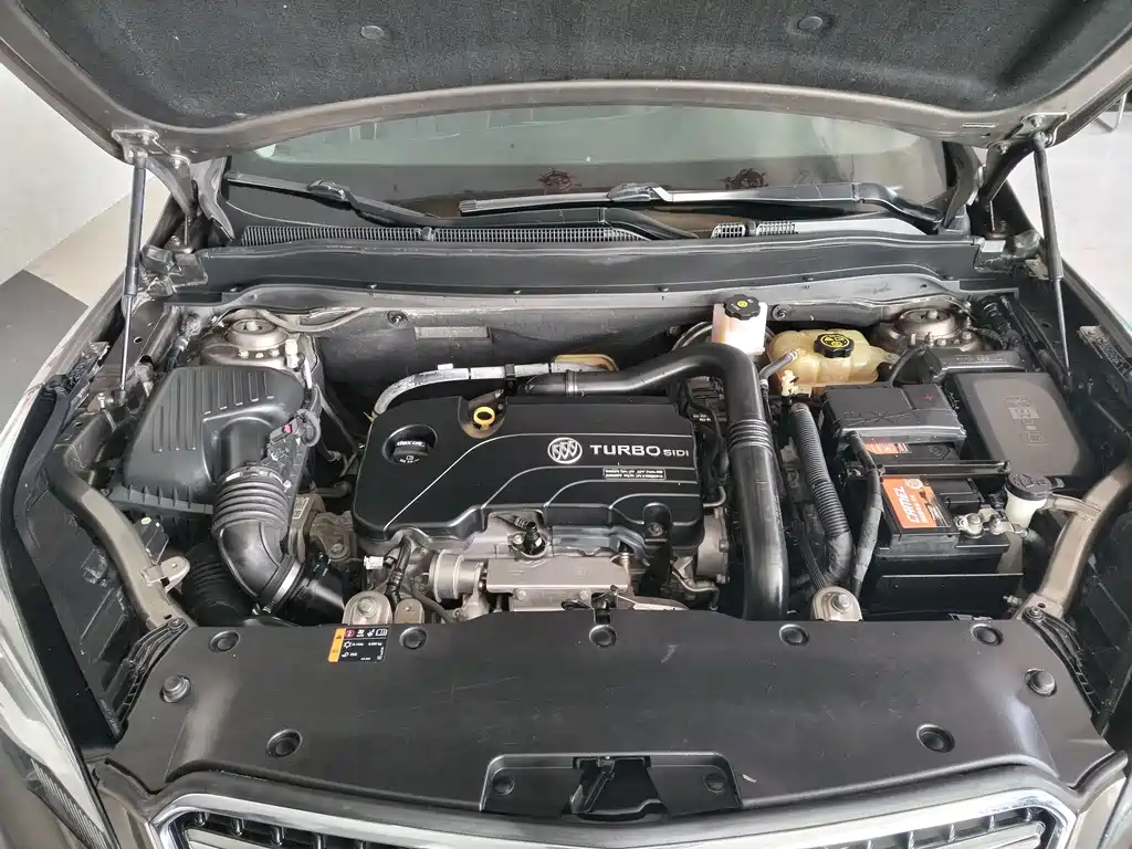 Buick Envision Plus — миниатюра 10