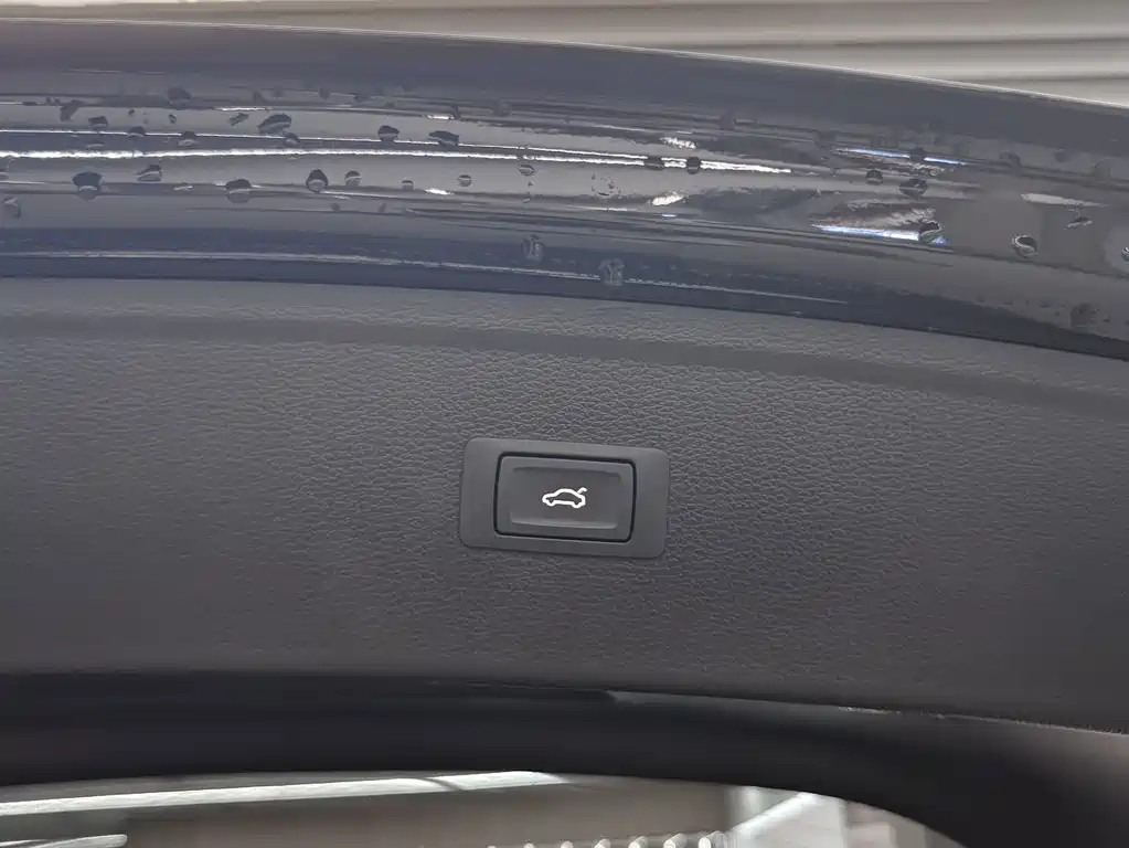 Audi Q5L — миниатюра 10