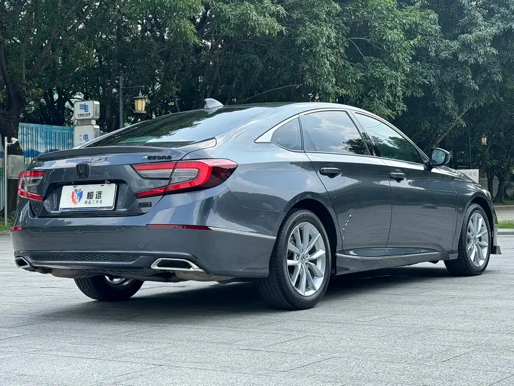 Honda Accord — миниатюра 21