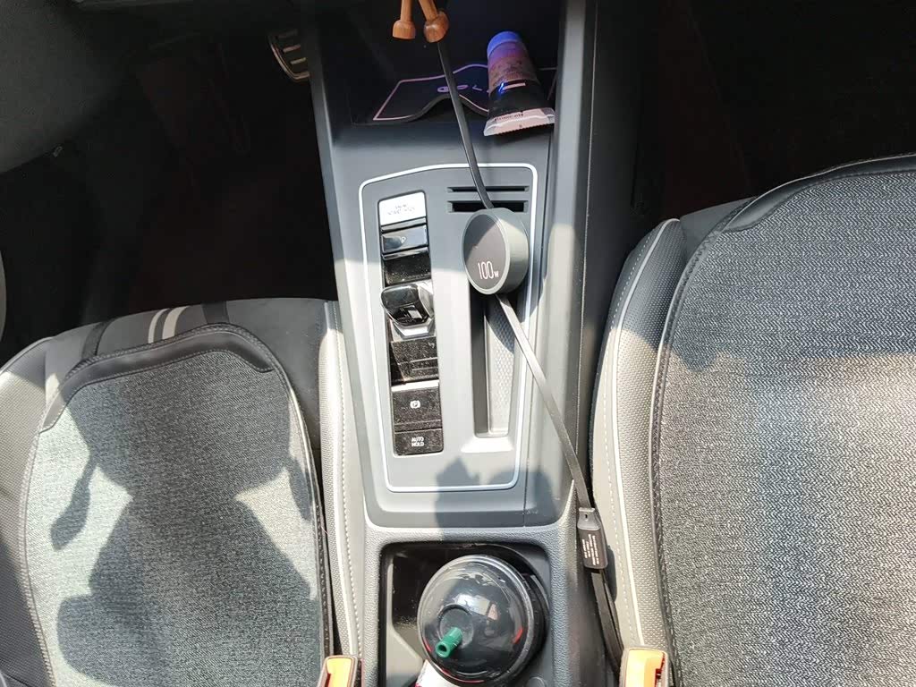 Volkswagen Golf 1.4 л 2022 г. Серебристо-серый, пробег 30299 км