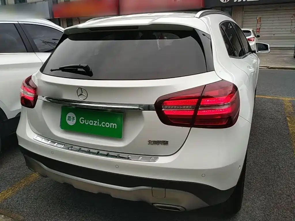 Mercedes-Benz GLA — миниатюра 6