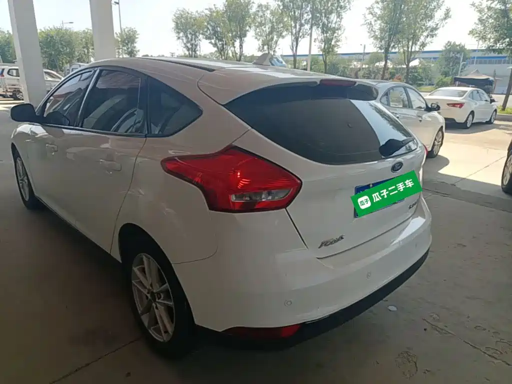 Ford Focus — миниатюра 5