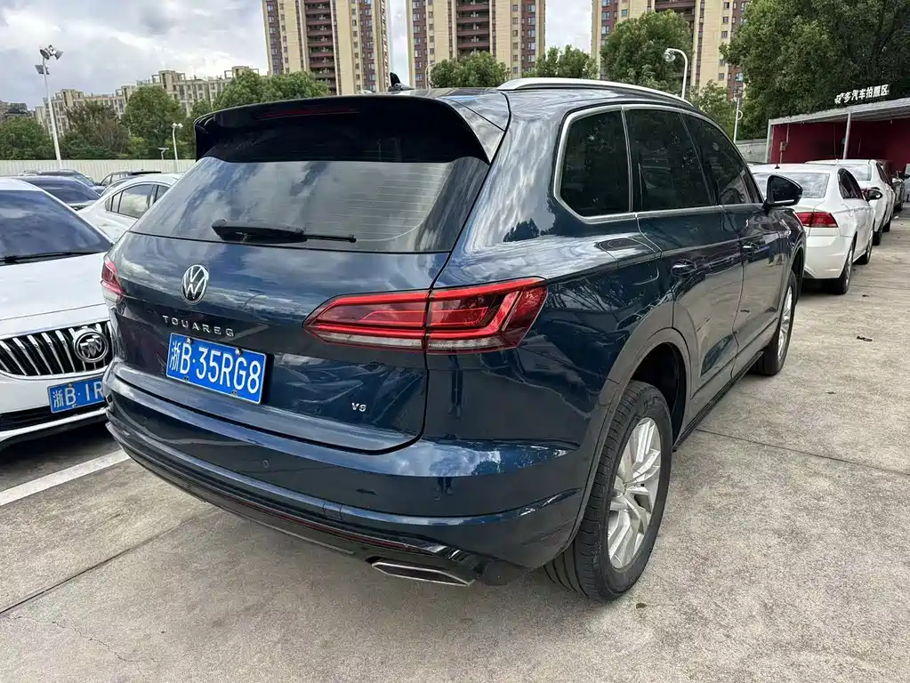 Volkswagen Touareg — миниатюра 8