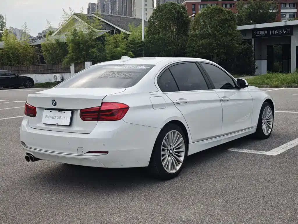 BMW 3 Series — миниатюра 13