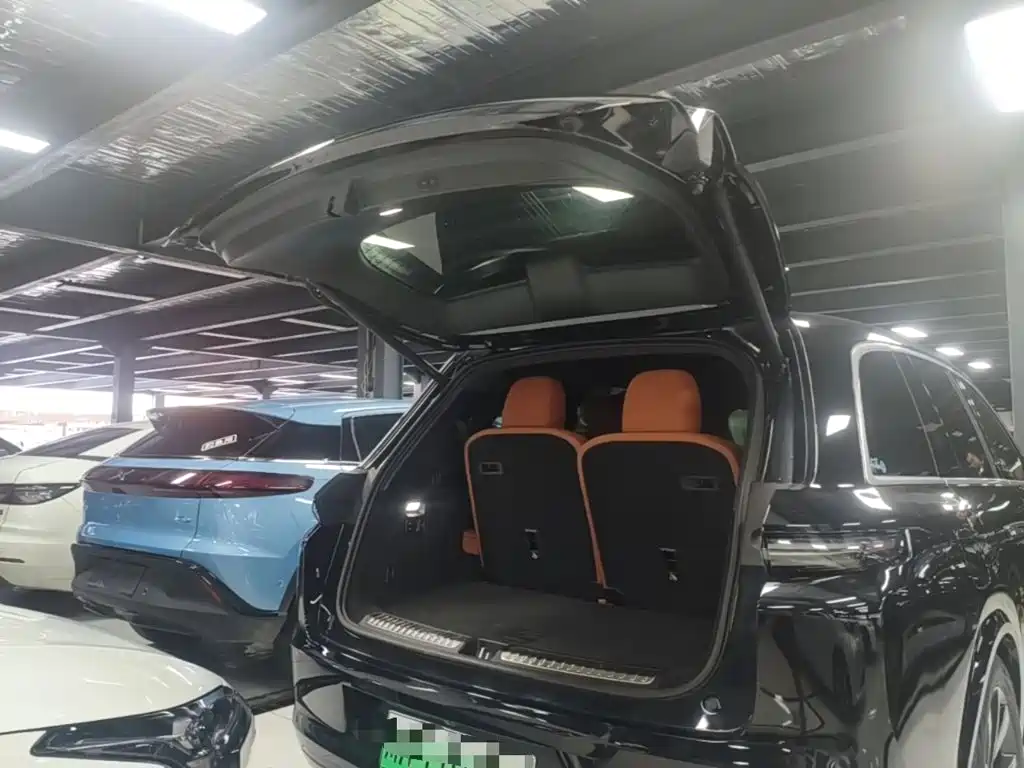 Li Auto Li L8 — миниатюра 19