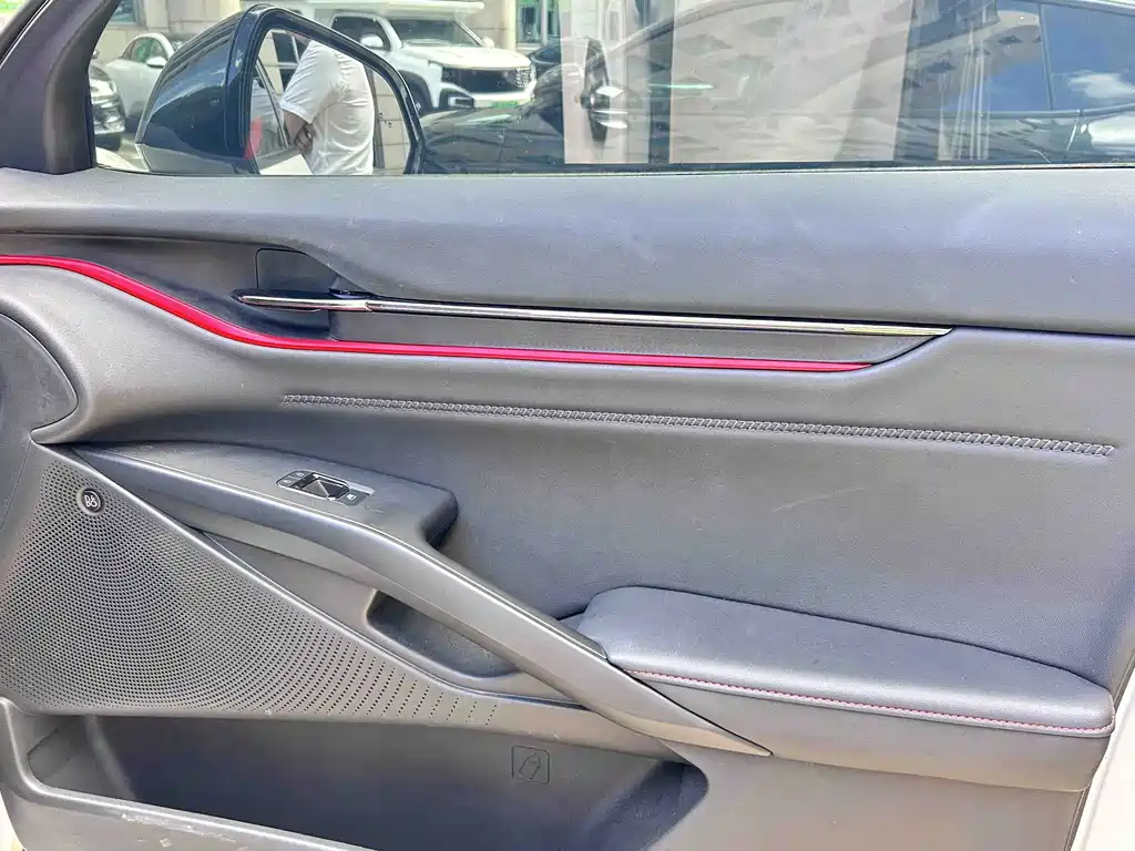 Ford Evos — миниатюра 8
