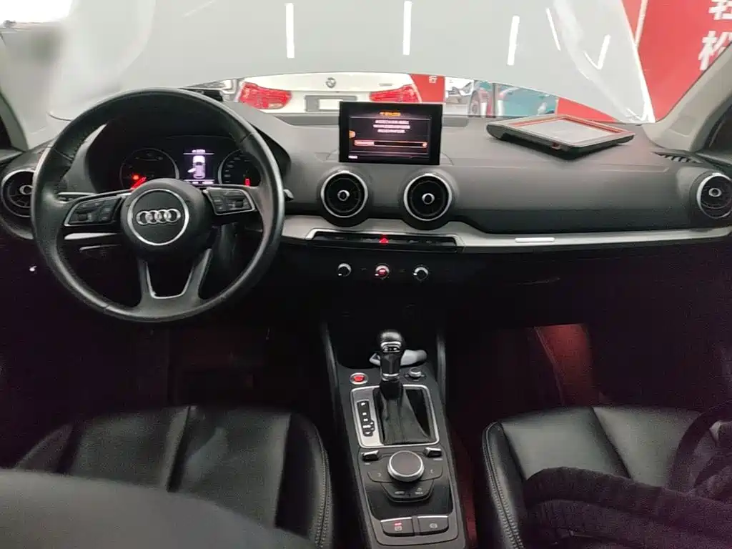 Audi Q2L — миниатюра 10