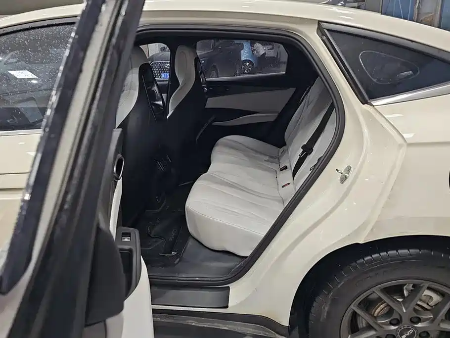 BYD Seal 06 — миниатюра 11