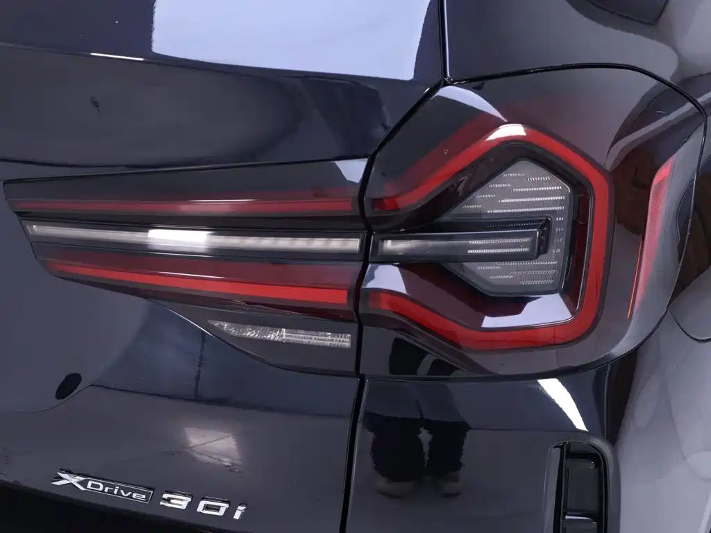 BMW X3 — миниатюра 9