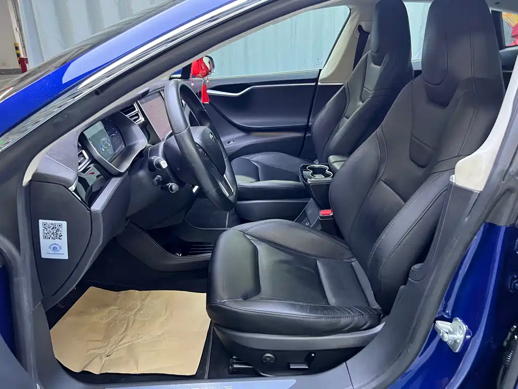 Tesla Model S — миниатюра 9