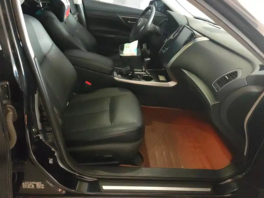 Nissan Teana — миниатюра 8