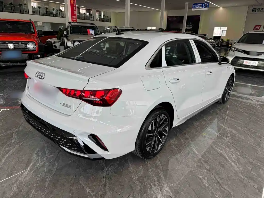Audi A3 — миниатюра 12