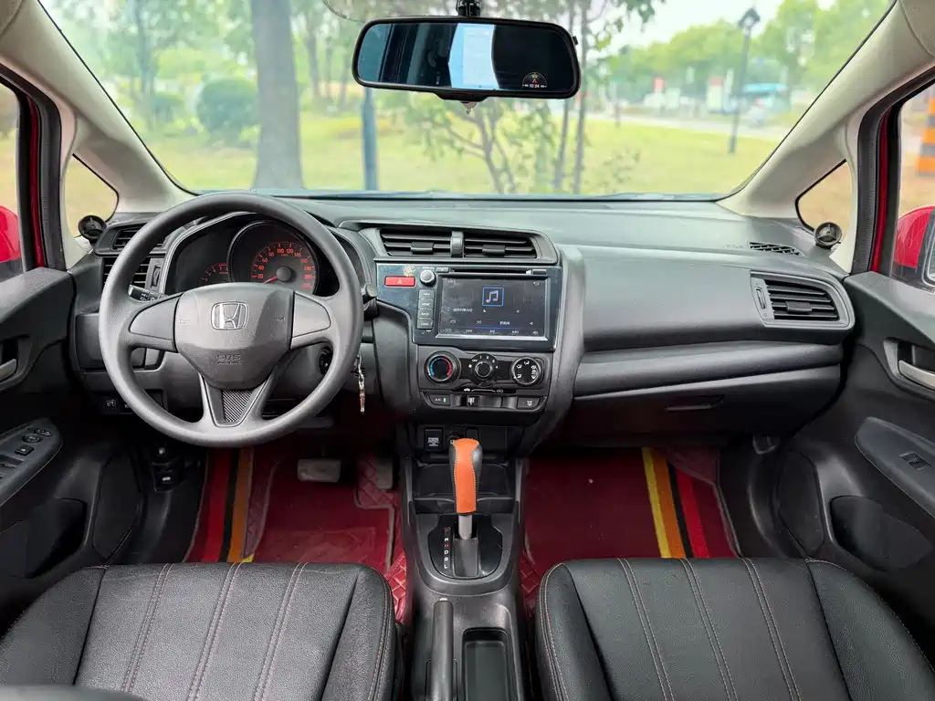 Honda Fit — миниатюра 9