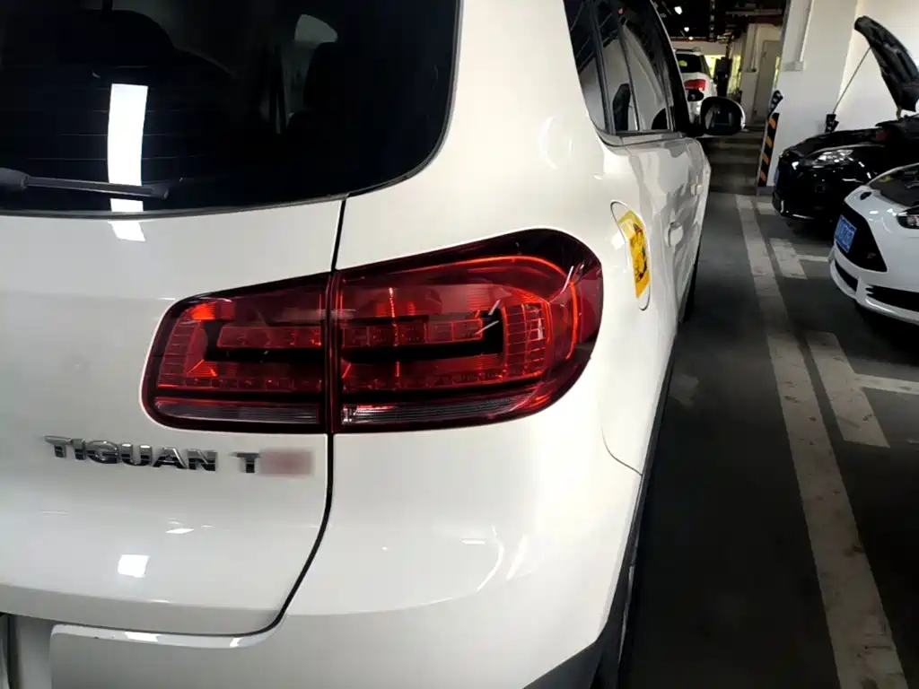 Volkswagen Tiguan — миниатюра 8