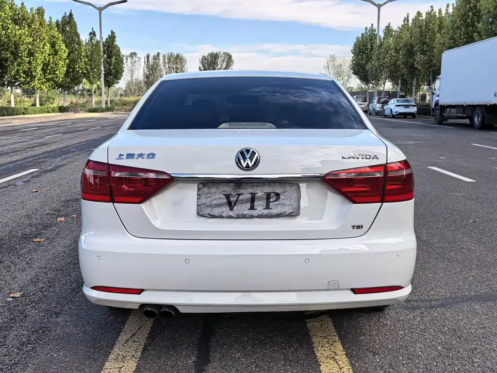 Volkswagen Lavida — миниатюра 21