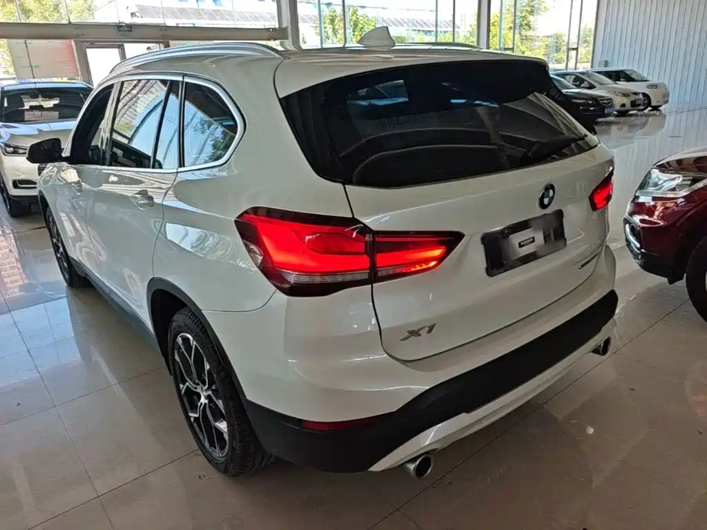 BMW X1 — миниатюра 5