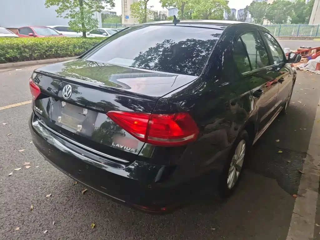 Volkswagen Lavida — миниатюра 7